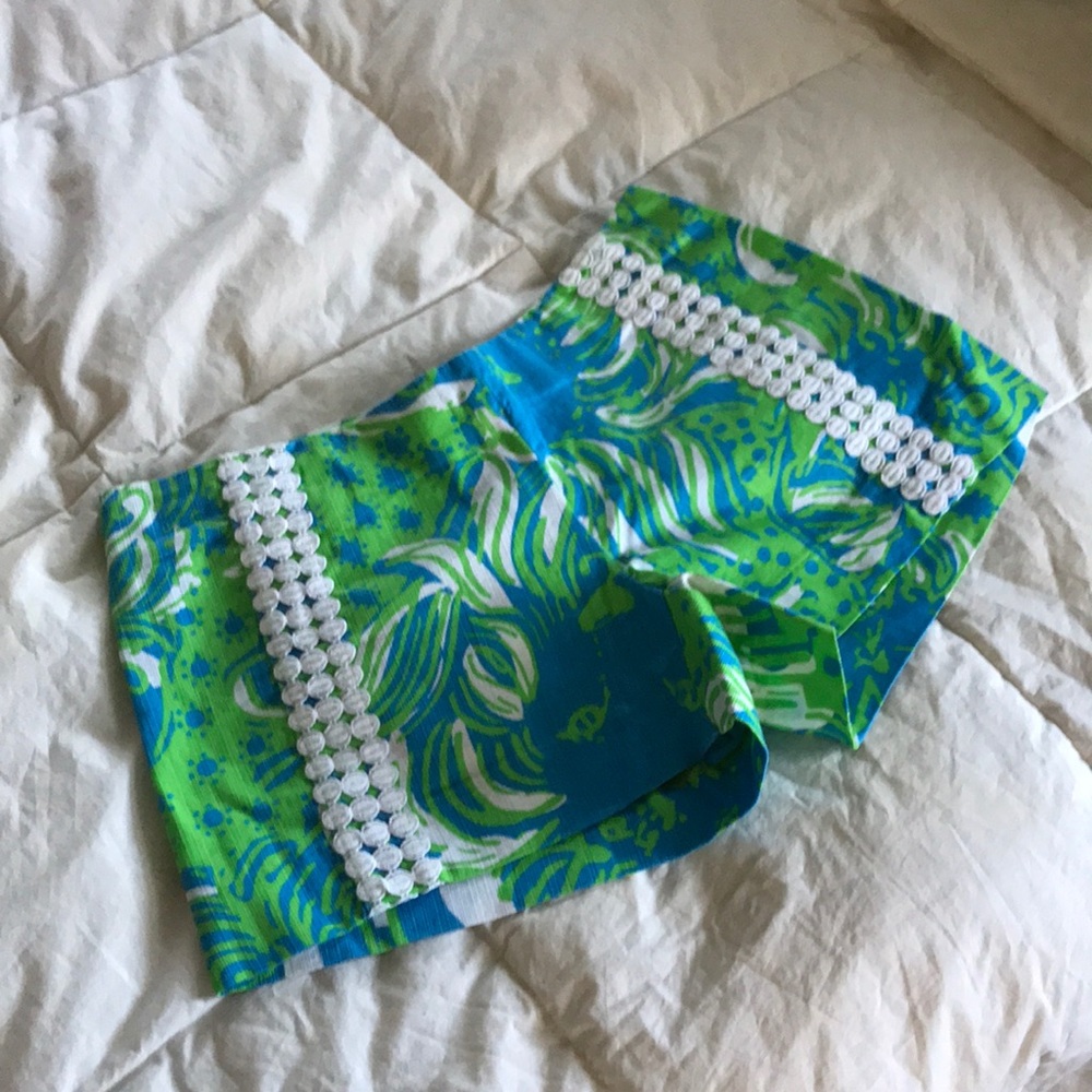 Never worn Lilly Pulitzer shorts!